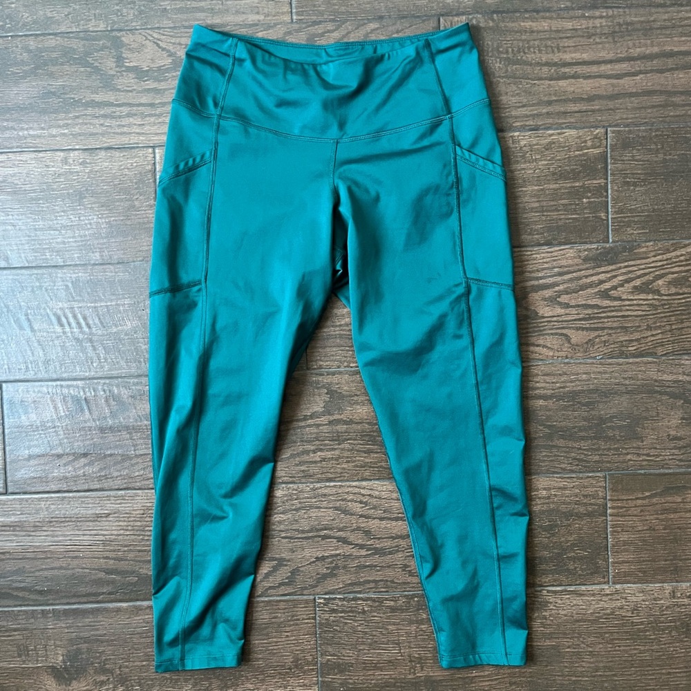 Emerald green high rise leggings
